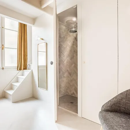 Habitat Parisien - Louvre Rivoli