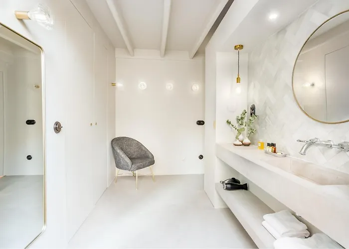 Habitat Parisien - Louvre Rivoli Párizs