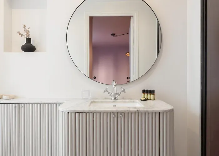 Habitat Parisien - Louvre Rivoli